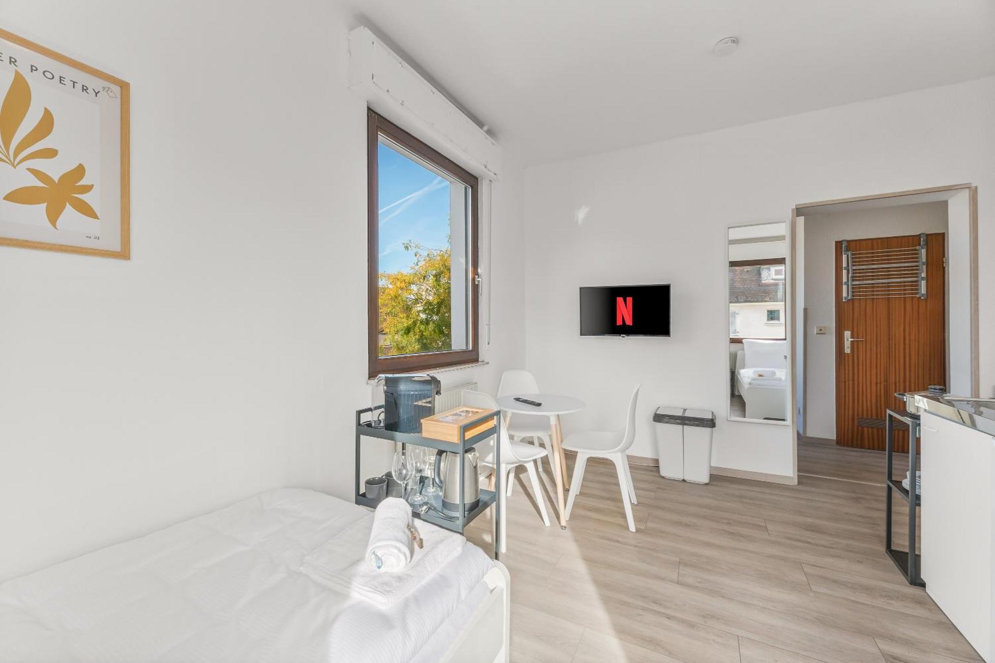 Home2Stay Apartmenthaus Heilbronn City Kitchen Parking Highspeed Wifi Washroom Zewnętrze zdjęcie